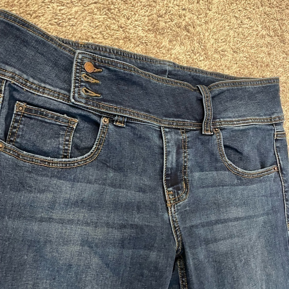 BDG Boot Cut Jeans - Picture 10 of 13